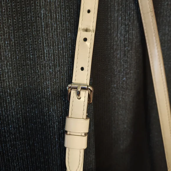 Louis Vuitton Brea MM - Picture 13 of 16